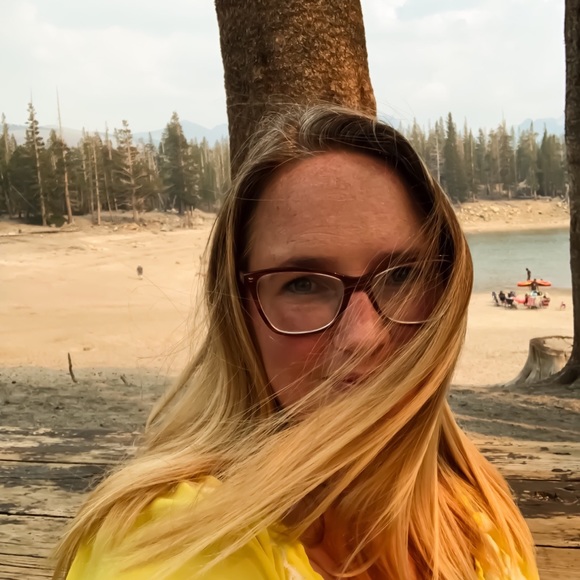 Meet your Posher, Heather - Picture 5 of 5